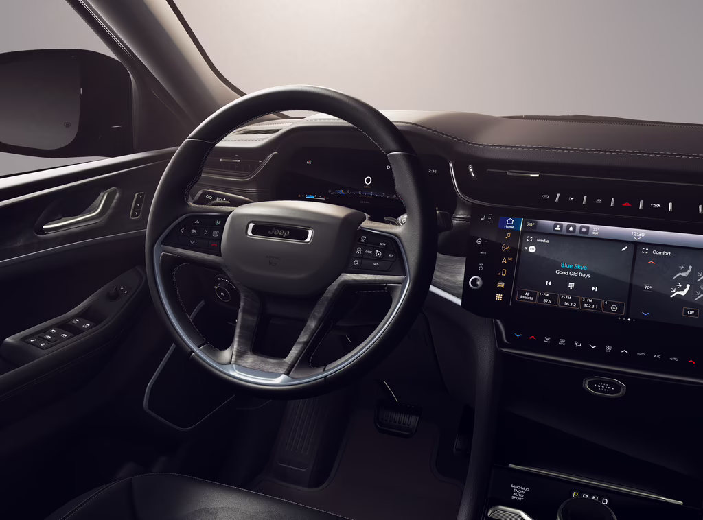 2026 Baltic Gray Metallic Clear Coat Jeep Grand Cherokee Grand Cherokee Limited 4x4 4X4 SUV