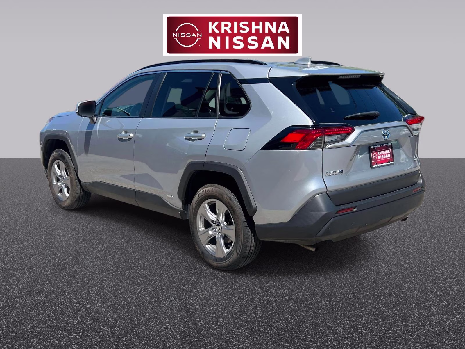 2022 Silver Toyota RAV4 XLE AWD SUV