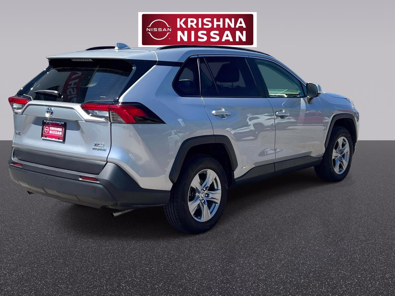 2022 Silver Toyota RAV4 XLE AWD SUV