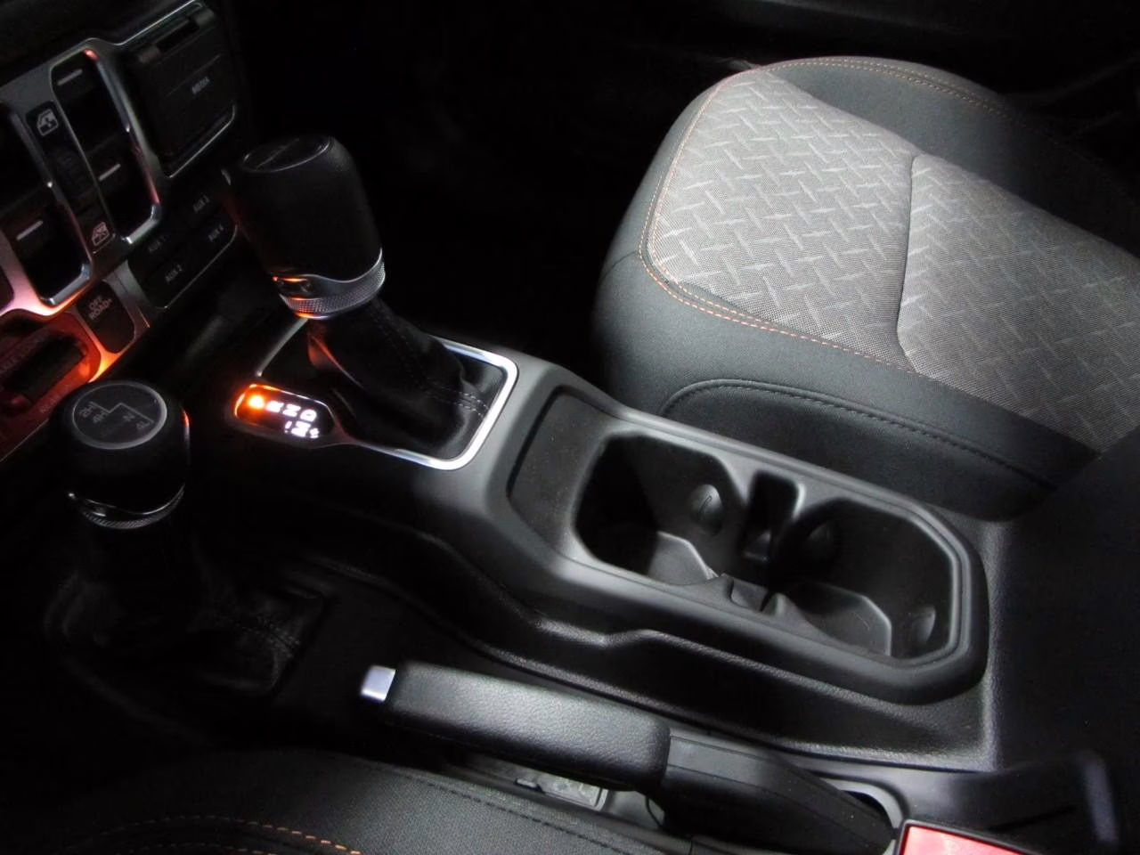 2026 Anvil Clearcoat Jeep Gladiator Mojave 4X4 Truck