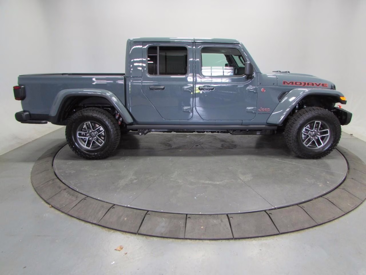 2026 Anvil Clearcoat Jeep Gladiator Mojave X 4X4 Truck