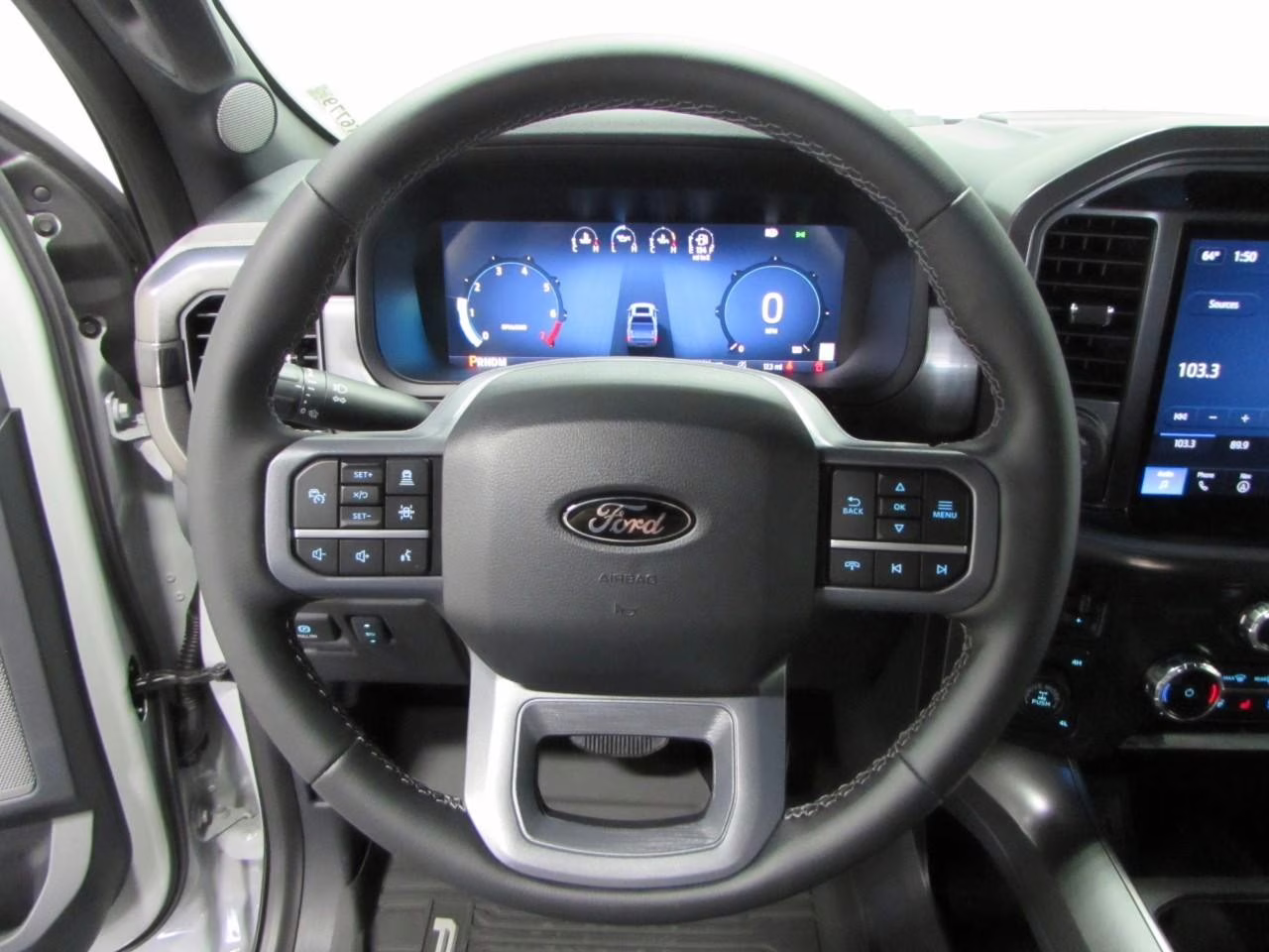 2026 Avalanche Ford F-150 Lariat 4X4 Truck