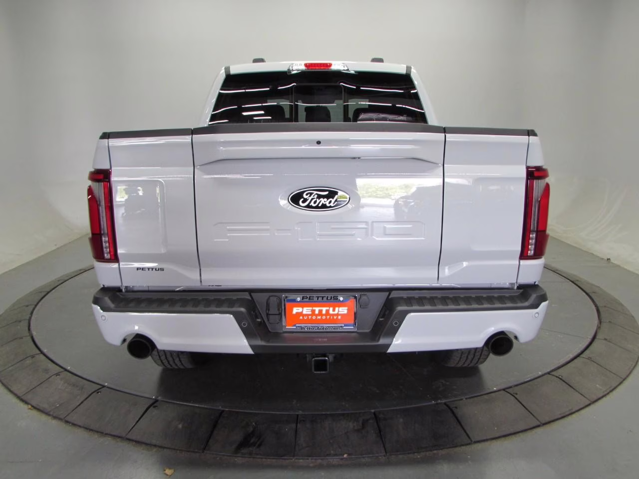 2026 Avalanche Ford F-150 Lariat 4X4 Truck