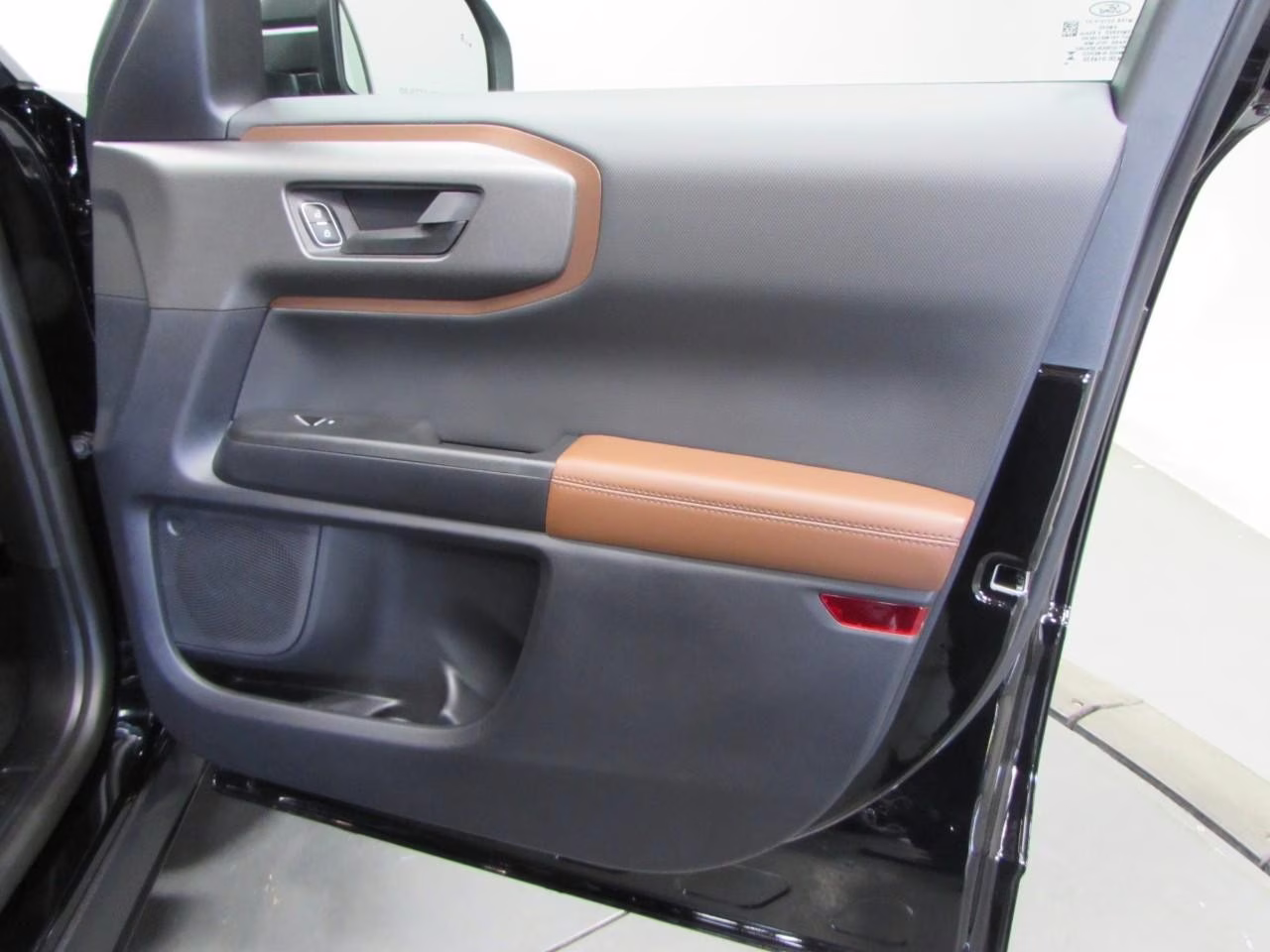 2026 Shadow Black Ford Bronco Sport Outer Banks 4X4 SUV