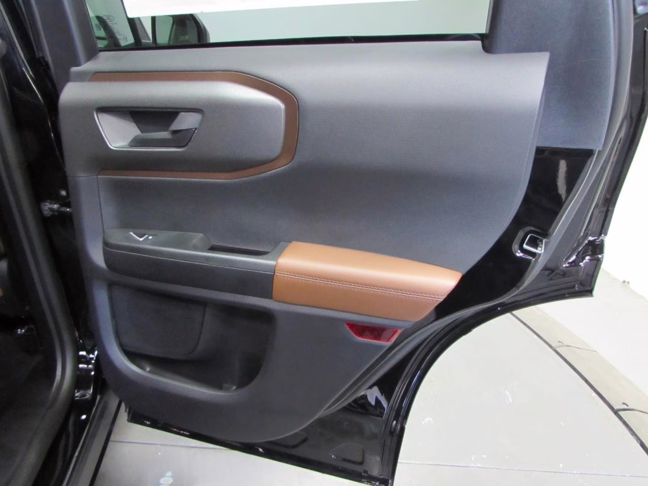 2026 Shadow Black Ford Bronco Sport Outer Banks 4X4 SUV