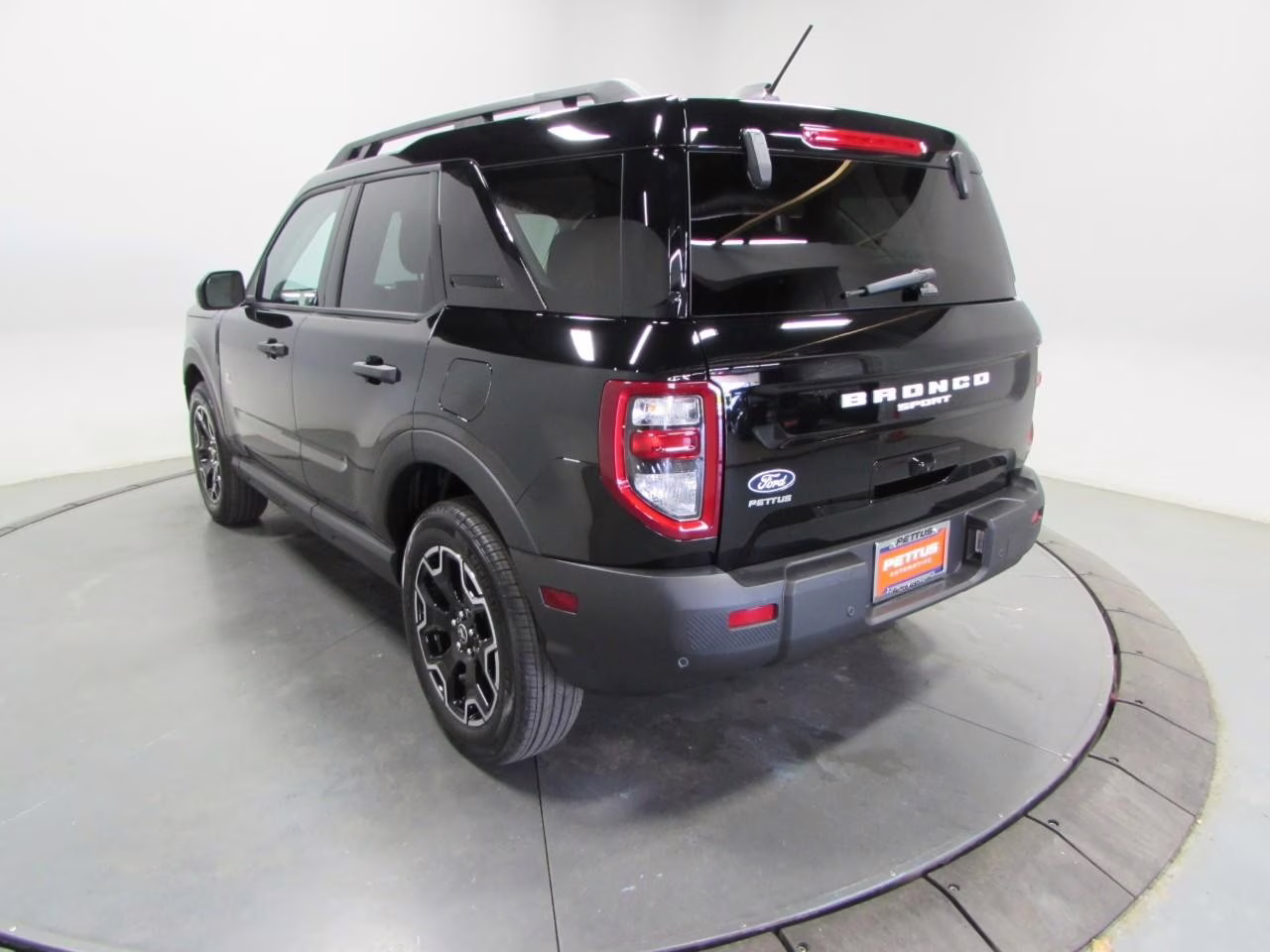 2026 Shadow Black Ford Bronco Sport Outer Banks 4X4 SUV