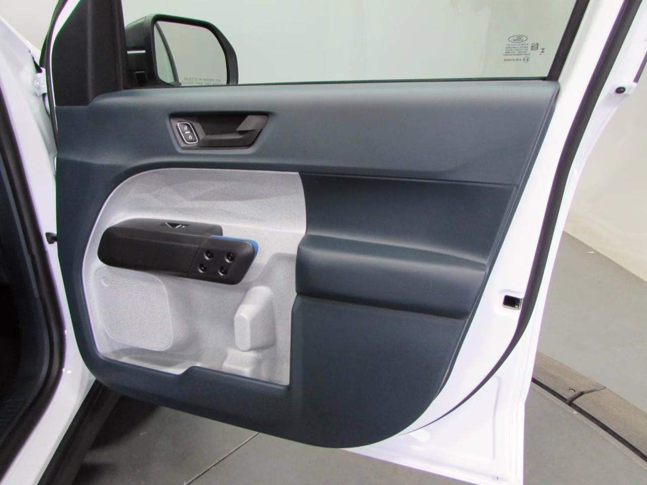 2026 Oxford White Ford Maverick XLT FWD Truck