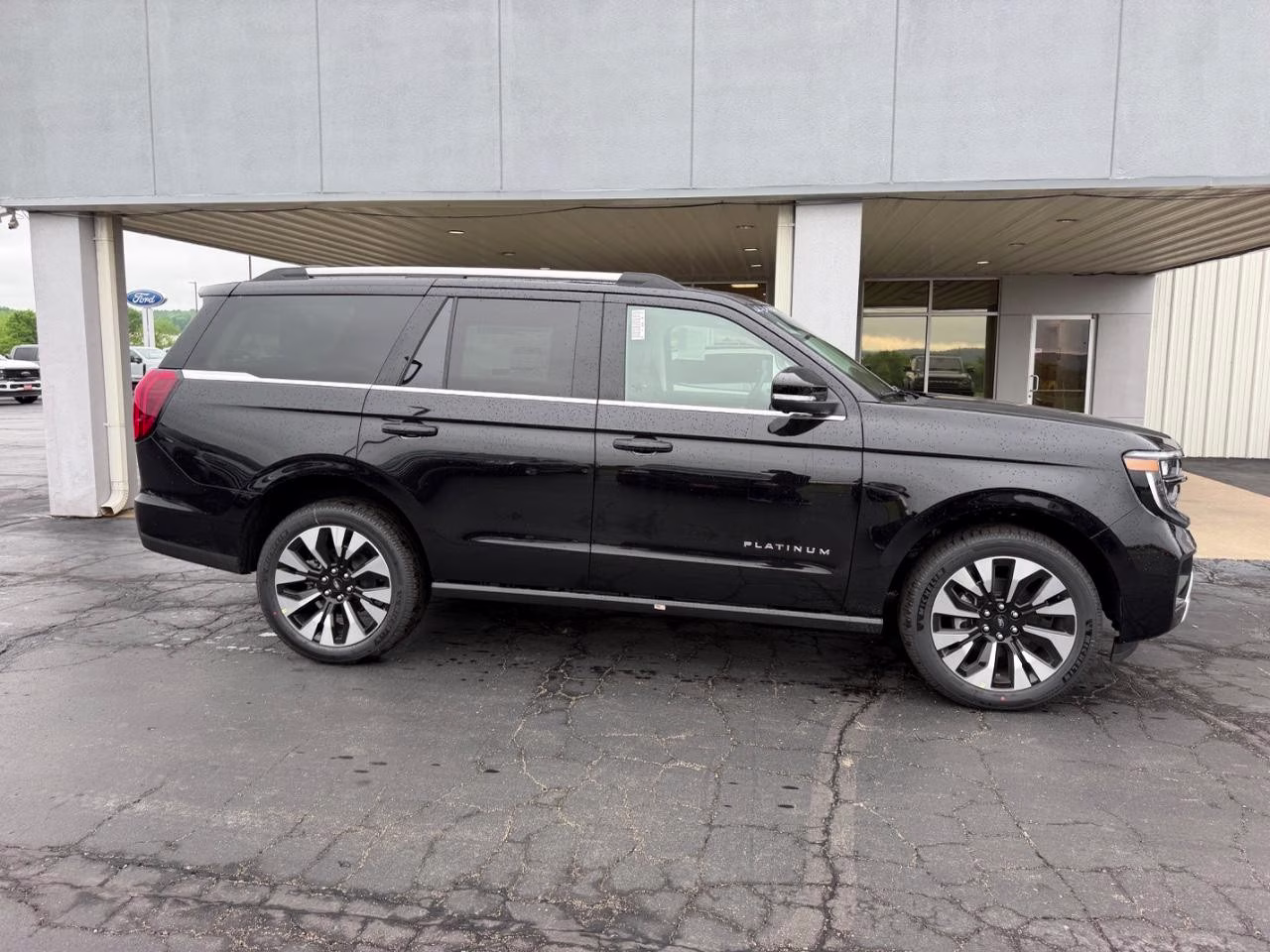2026 Agate Black Metallic Ford Expedition Platinum 4X4 SUV