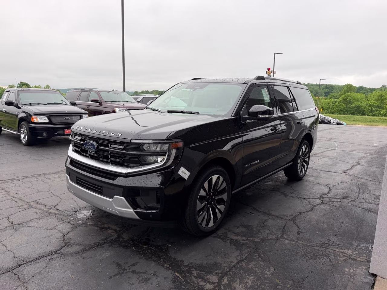 2026 Agate Black Metallic Ford Expedition Platinum 4X4 SUV