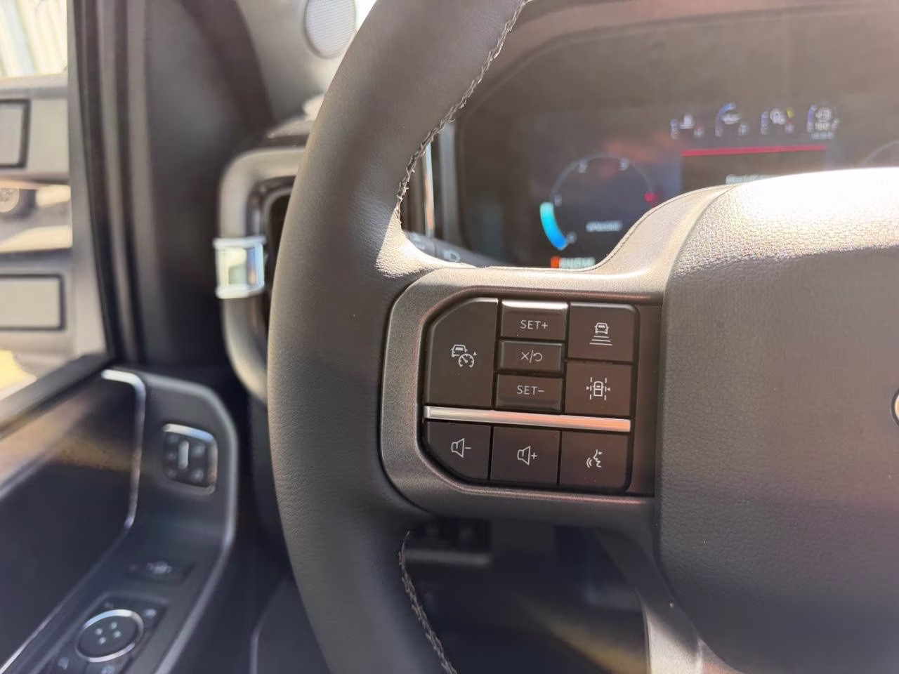 2026 Avalanche Ford Super Duty F-250 SRW 4X4 Truck