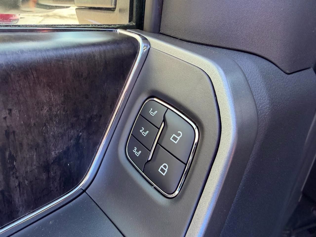2026 Avalanche Ford Super Duty F-250 SRW 4X4 Truck