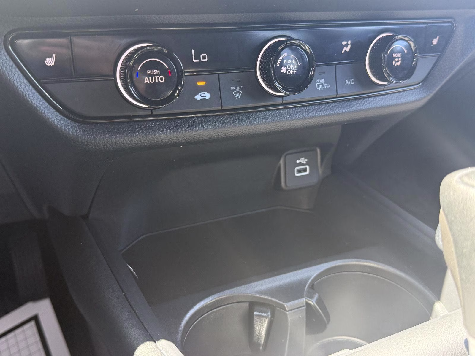 2025 Platinum White Pearl Honda HR-V Sport AWD SUV