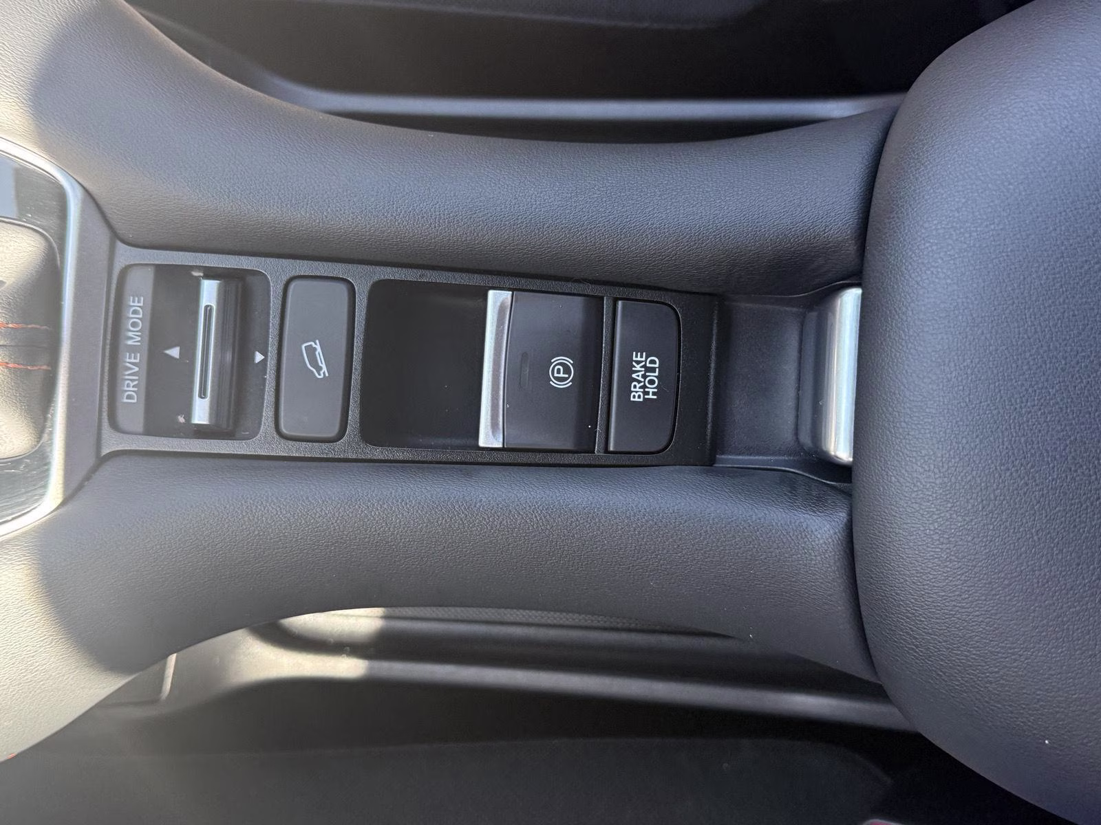 2025 Platinum White Pearl Honda HR-V Sport AWD SUV