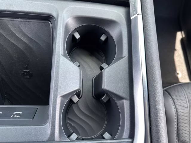 2025 Aspen White Tricoat/Super Black Nissan Armada PRO-4X 4X4 SUV