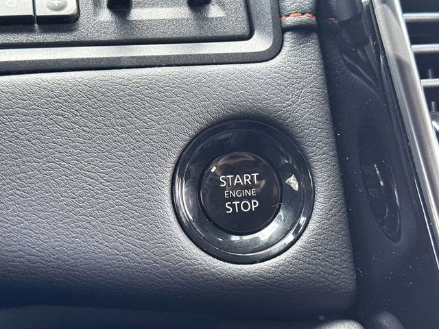 2025 Aspen White Tricoat/Super Black Nissan Armada PRO-4X 4X4 SUV