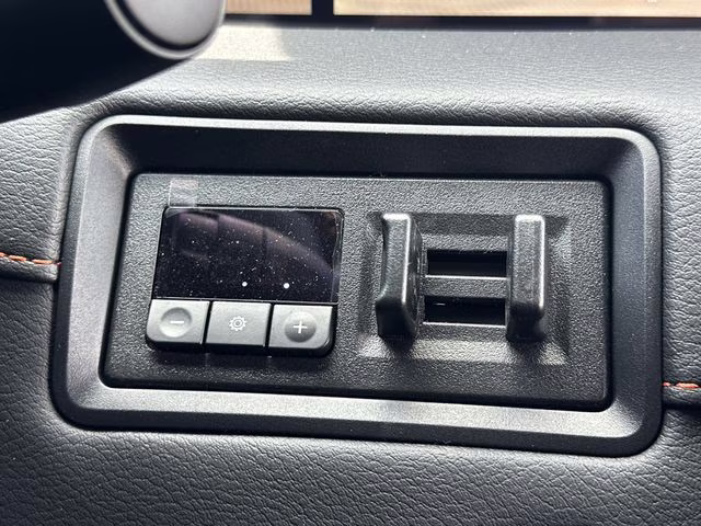 2025 Aspen White Tricoat/Super Black Nissan Armada PRO-4X 4X4 SUV