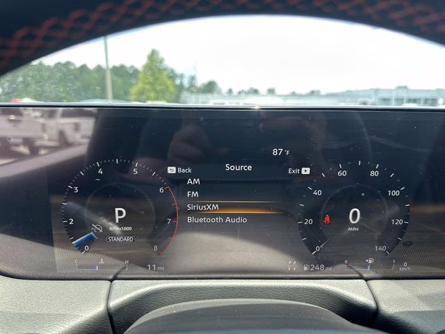 2025 Aspen White Tricoat/Super Black Nissan Armada PRO-4X 4X4 SUV