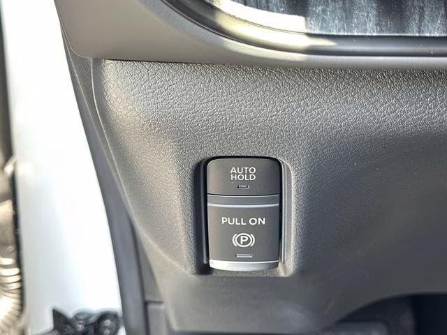 2025 Aspen White Tricoat/Super Black Nissan Armada PRO-4X 4X4 SUV