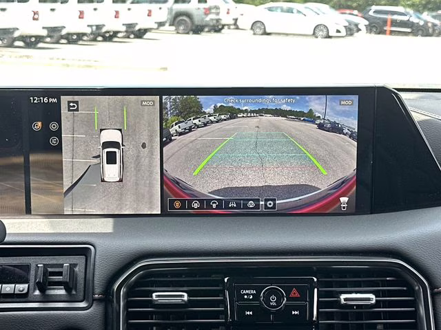 2025 Aspen White Tricoat/Super Black Nissan Armada PRO-4X 4X4 SUV