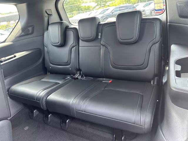 2025 Aspen White Tricoat/Super Black Nissan Armada PRO-4X 4X4 SUV