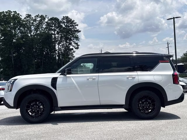 2025 Aspen White Tricoat/Super Black Nissan Armada PRO-4X 4X4 SUV