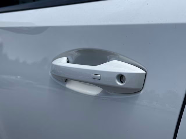 2025 Aspen White Tricoat/Super Black Nissan Armada PRO-4X 4X4 SUV