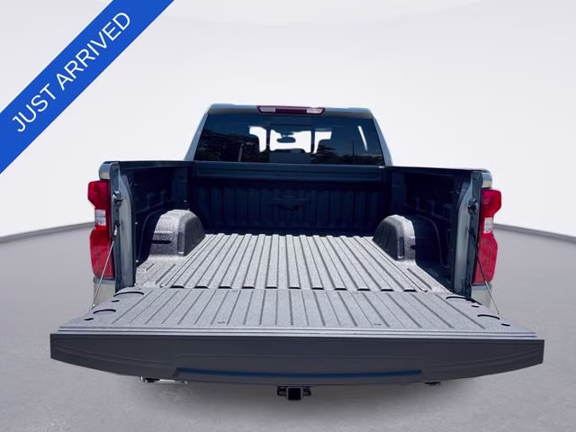 2026 Sterling Gray Metallic Chevrolet Silverado 1500 RST 4X4 Truck