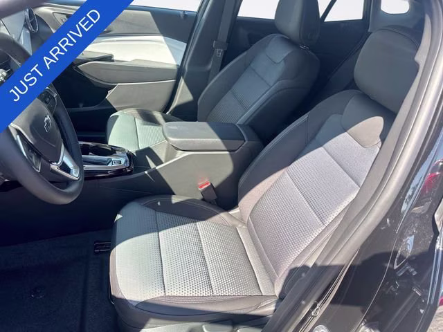 2026 Mosaic Black Metallic Chevrolet Trax LT FWD SUV