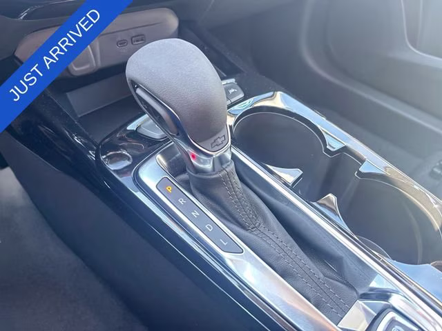 2026 Mosaic Black Metallic Chevrolet Trax LT FWD SUV