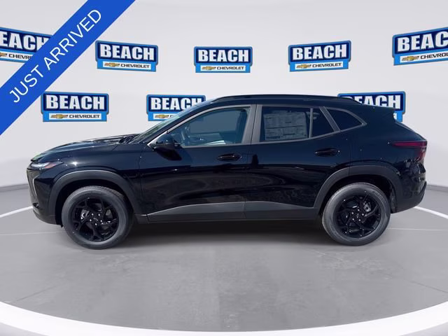 2026 Mosaic Black Metallic Chevrolet Trax LT FWD SUV