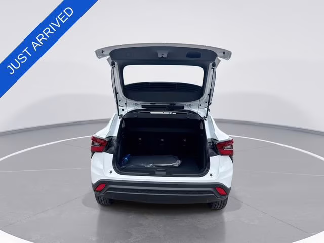 2026 Summit White Chevrolet Trax LT FWD SUV