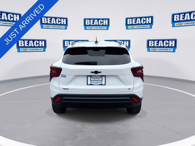 2026 Summit White Chevrolet Trax LT FWD SUV
