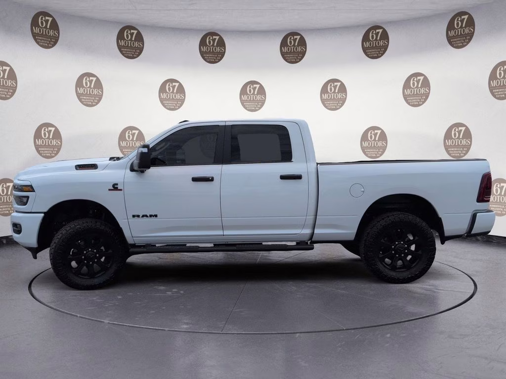 2025 Bright White Clearcoat Ram 3500 Big Horn 4X4 Truck