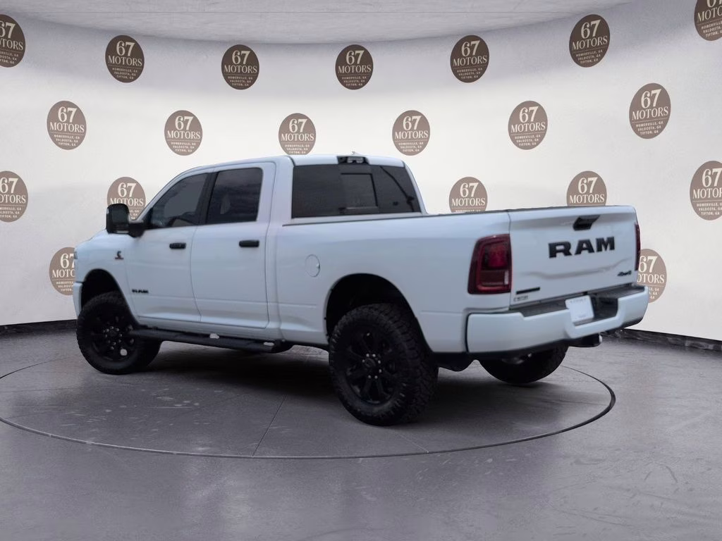 2025 Bright White Clearcoat Ram 3500 Big Horn 4X4 Truck