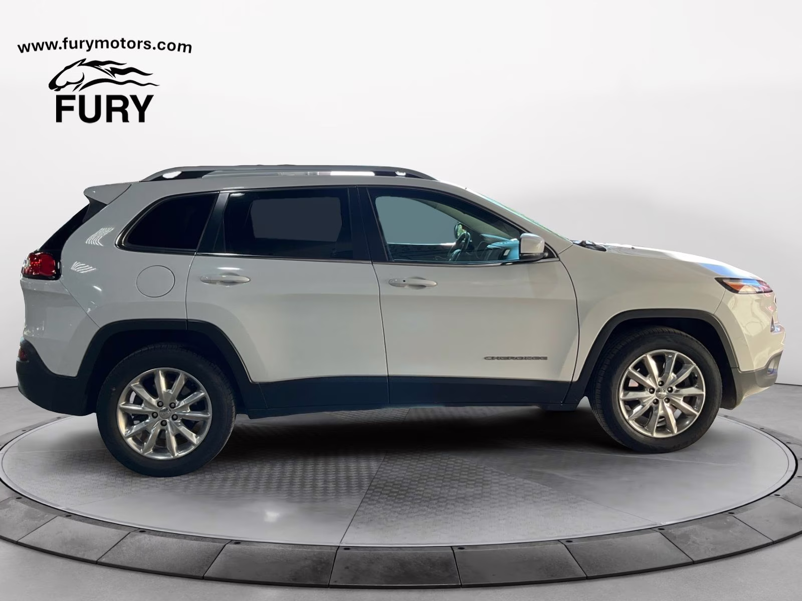 Used 2017 Jeep Cherokee Limited with VIN 1C4PJMDB5HW543349 for sale in Forest Lake, Minnesota