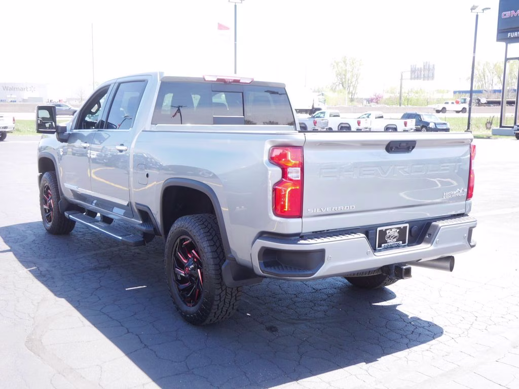2024 Sterling Gray Metallic Chevrolet Silverado 3500HD High Country 4X4 Truck