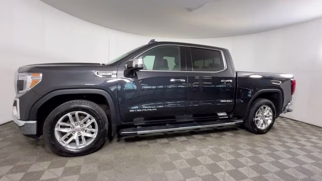 2020 Carbon Black Metallic GMC Sierra 1500 SLT 4X4 Truck