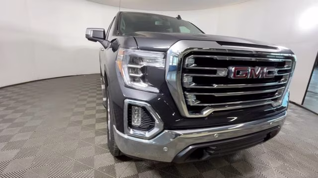 2020 Carbon Black Metallic GMC Sierra 1500 SLT 4X4 Truck