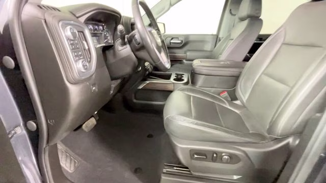 2020 Carbon Black Metallic GMC Sierra 1500 SLT 4X4 Truck