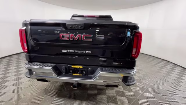 2020 Carbon Black Metallic GMC Sierra 1500 SLT 4X4 Truck