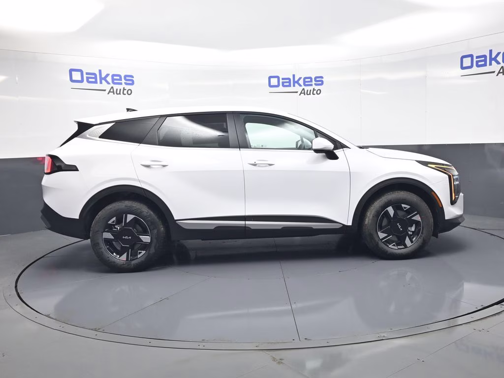 2026 Glacial White Pearl Kia Sportage LX AWD SUV