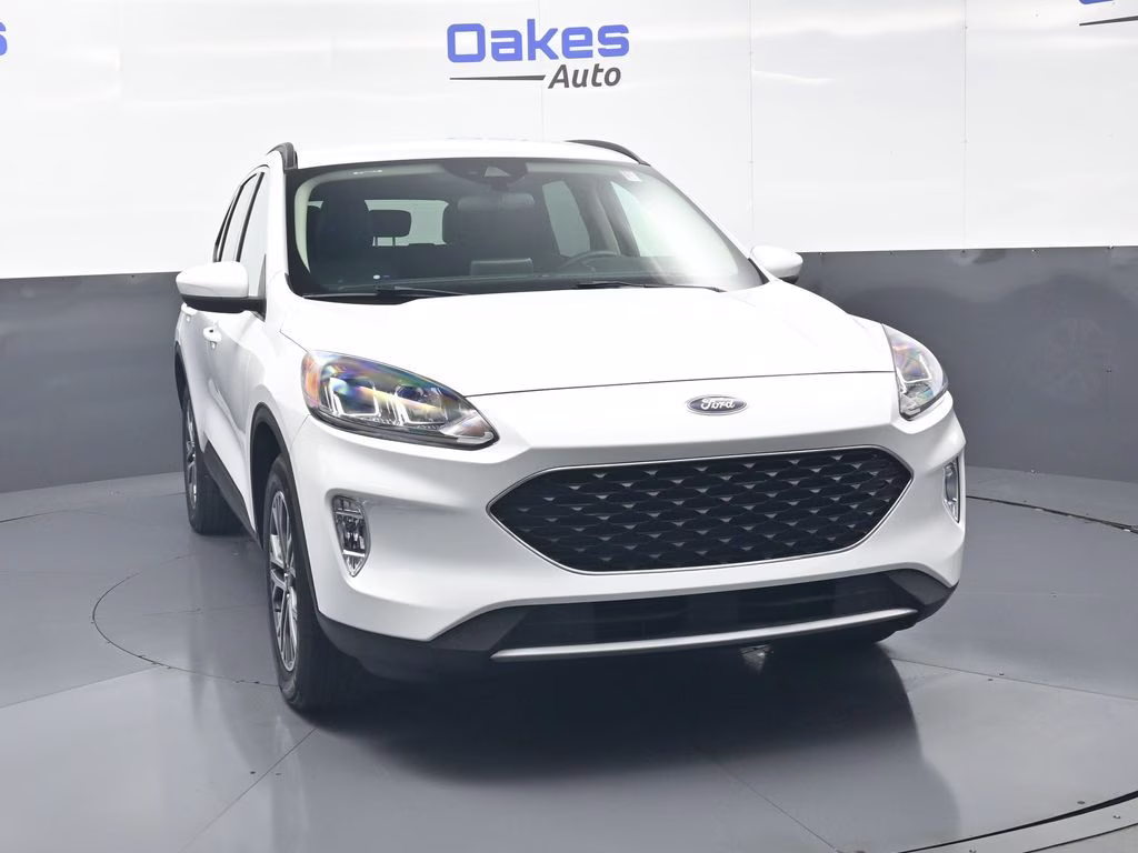 2020 Oxford White Ford Escape SEL AWD SUV