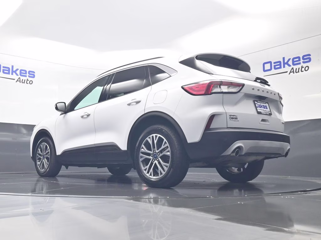 2020 Oxford White Ford Escape SEL AWD SUV