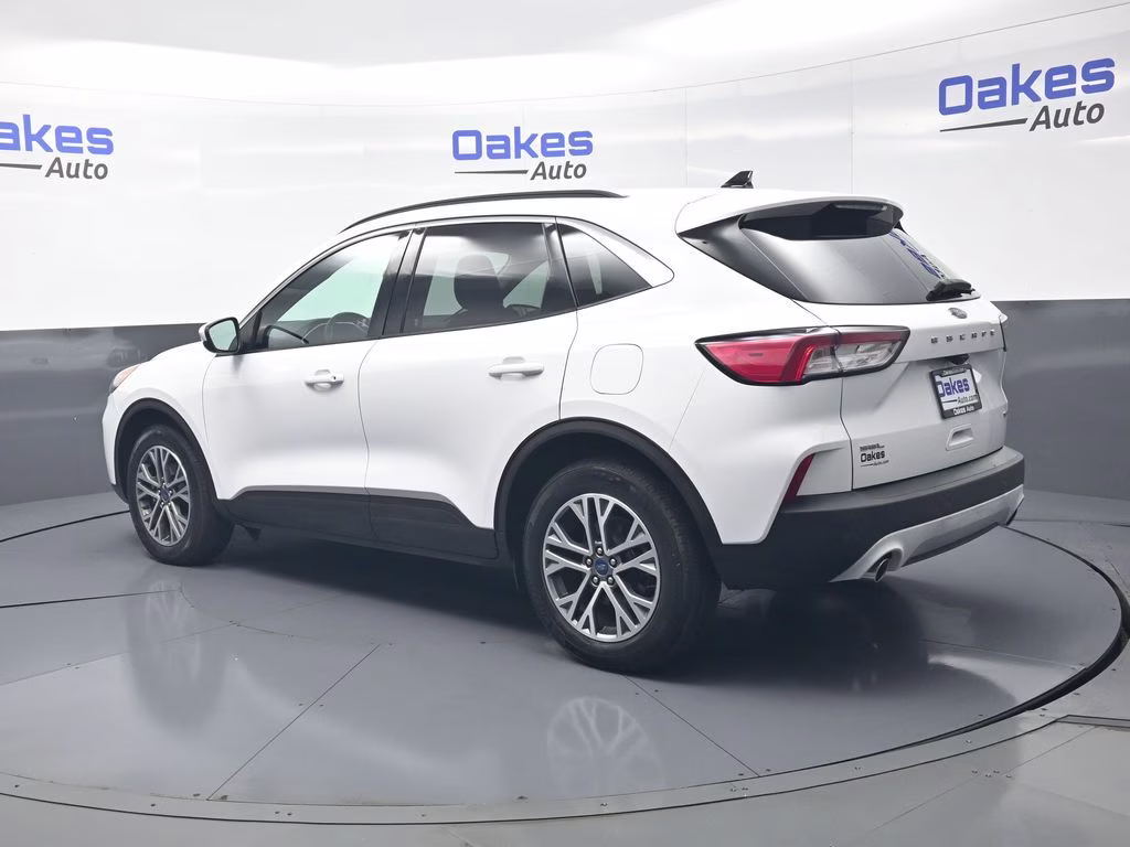2020 Oxford White Ford Escape SEL AWD SUV