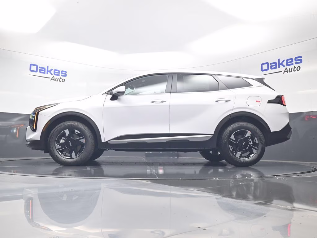 2026 Glacial White Pearl Kia Sportage LX AWD SUV
