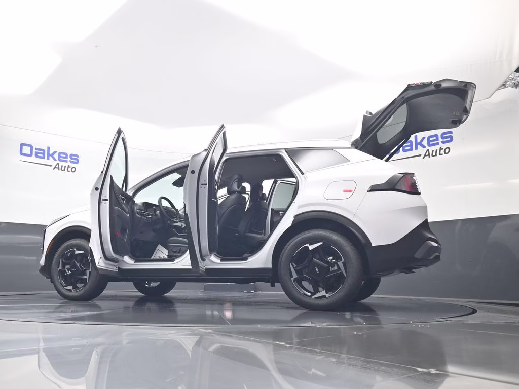 2026 Glacial White Pearl Kia Sportage EX AWD SUV
