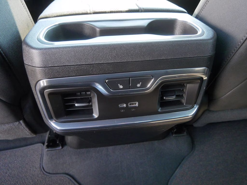2024 Sterling Gray Metallic Chevrolet Silverado 3500HD High Country 4X4 Truck