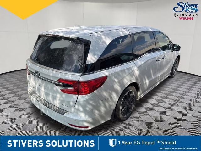 2024 Platinum White Pearl Honda Odyssey Elite FWD Van