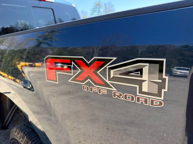 2017 Blue Ford Super Duty F-350 SRW Lariat 4X4 Truck