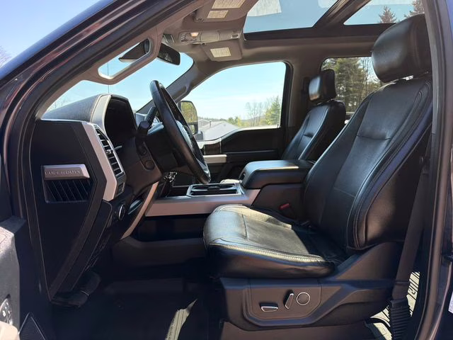 2017 Blue Ford Super Duty F-350 SRW Lariat 4X4 Truck